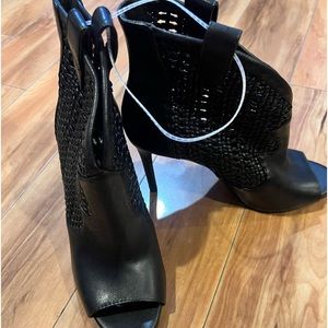 Jessica Simpson Boots